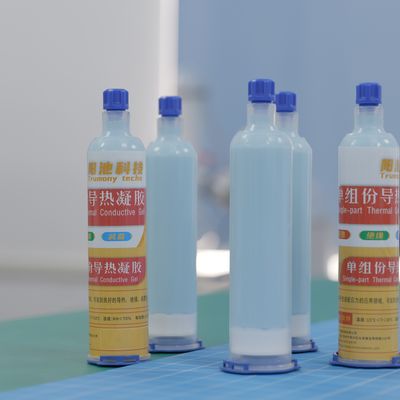 การนําไฟฟ้าสูง 6W / MK ซิลิโคนเรซินเทอร์มัลเจล DFor CPU GPU